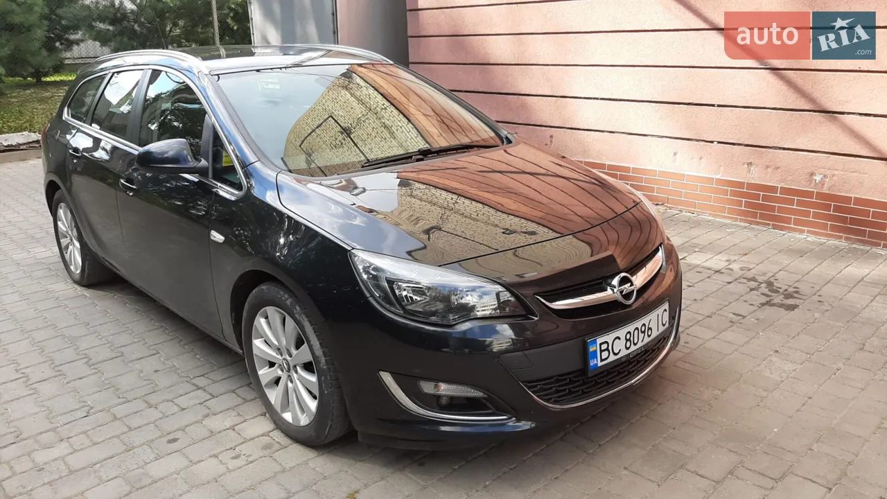 2013 Opel Astra - фото 1
