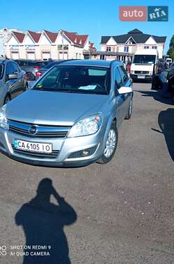 Opel Astra  2008