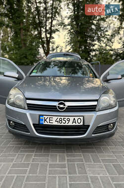 Opel Astra  2004
