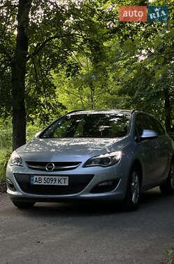 Opel Astra  2013