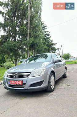 Opel Astra 2007
