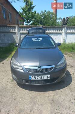 Opel Astra 2012
