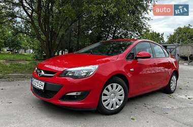 Opel Astra  2014