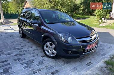 Opel Astra  2008