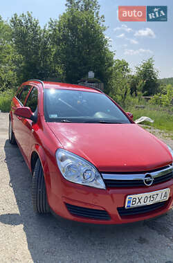 Opel Astra  2010
