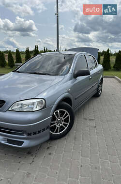 Opel Astra  2007