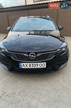 Opel Astra  2021