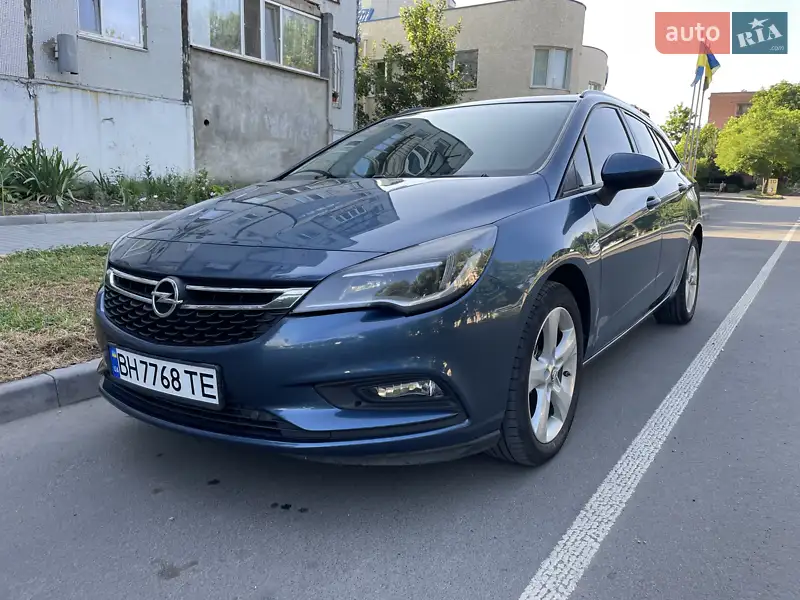 Opel Astra 2016