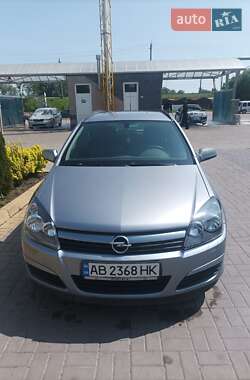 Opel Astra  2004