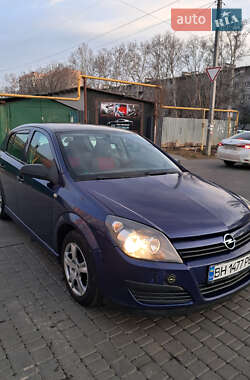 Opel Astra  2004