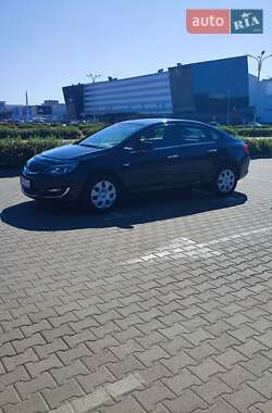 Opel Astra 2015