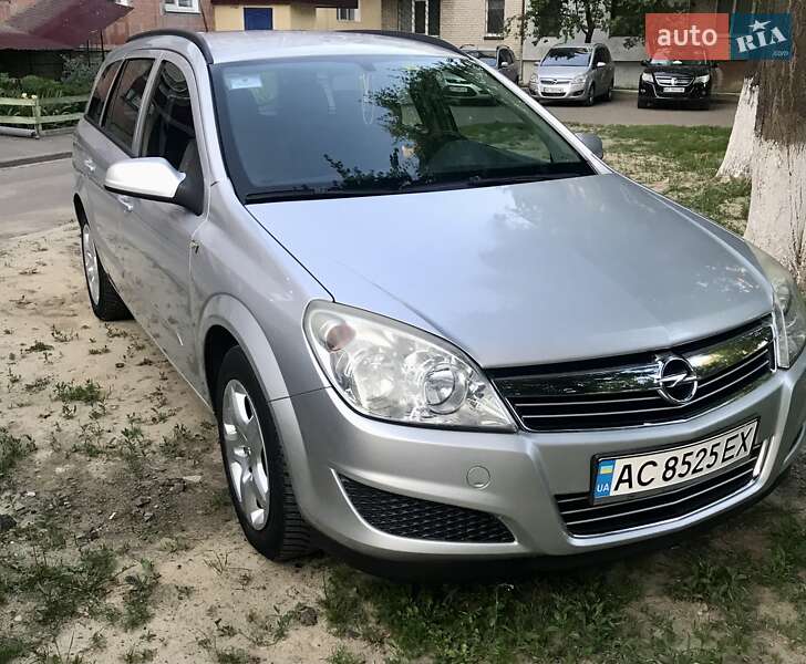 Универсал Opel Astra