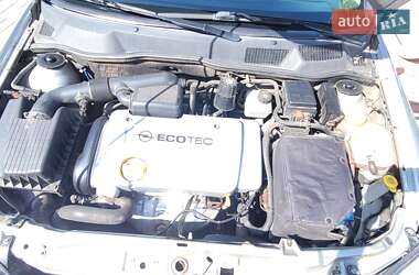 Opel Astra  2003
