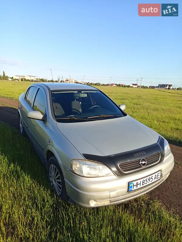 Opel Astra 2008