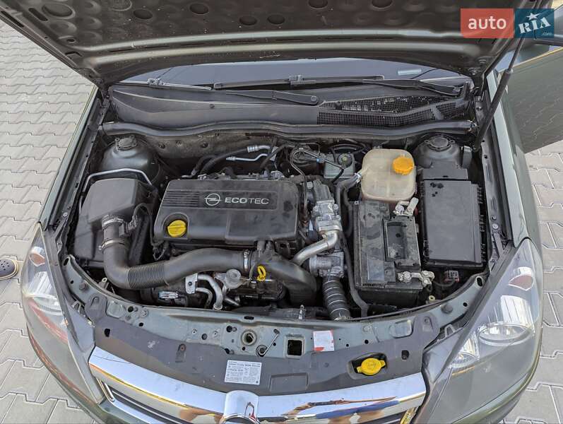 Универсал Opel Astra 2010 в Белой Церкви