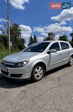 Opel Astra  2005