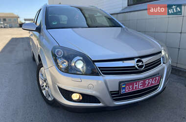 Opel Astra  2009