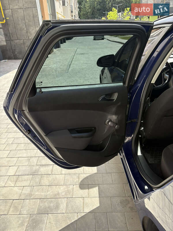 Універсал Opel Astra 2013 в Вінниці
