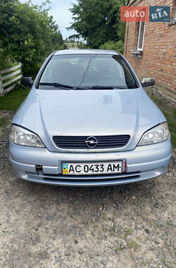 Opel Astra  2004