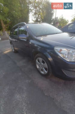 Opel Astra  2008