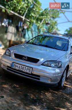 Opel Astra  2003