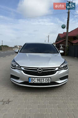 Opel Astra  2016
