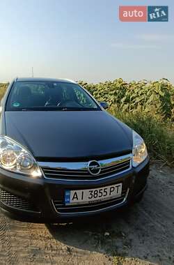 Opel Astra  2008