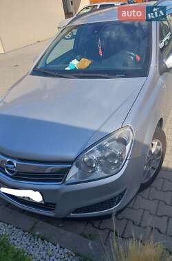 Opel Astra  2009