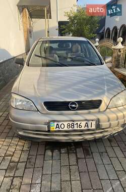 Opel Astra  2007