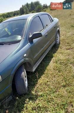 Opel Astra  2004