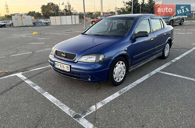 Opel Astra 2006