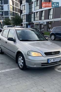 Opel Astra  2008