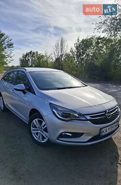 Opel Astra  2016