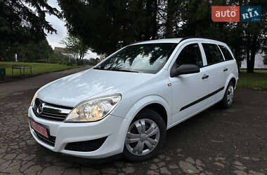 Opel Astra  2008