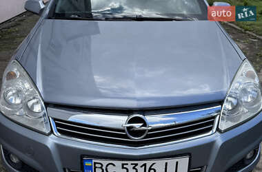 Opel Astra  2009