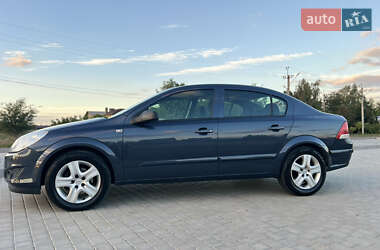 Opel Astra  2008