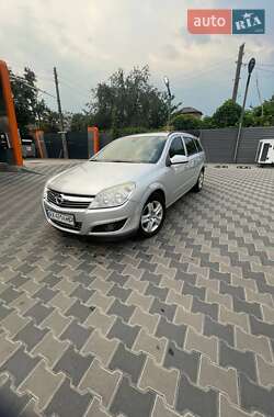 Opel Astra  2008