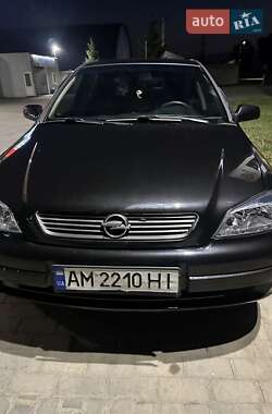 Opel Astra  2004
