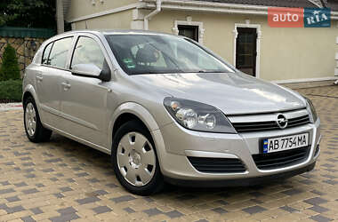 Opel Astra  2004