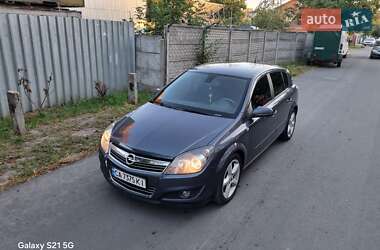 Opel Astra  2007