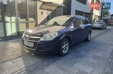 Opel Astra  2007