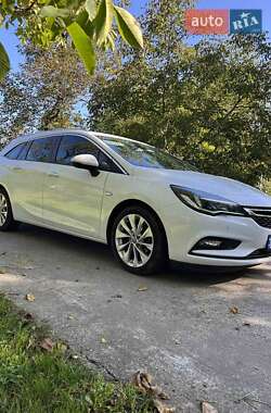 Opel Astra  2018