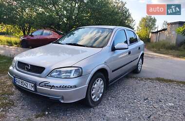 Opel Astra  2003