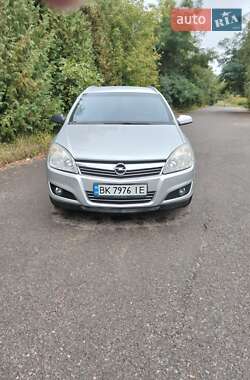 Opel Astra  2008
