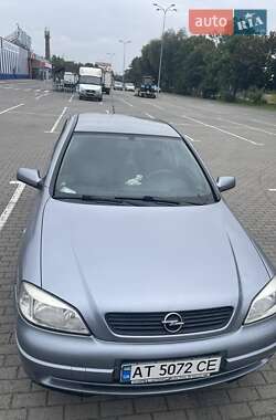 Opel Astra  2006