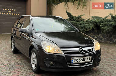 Opel Astra  2008