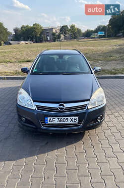 Opel Astra  2009