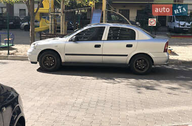Opel Astra  2005