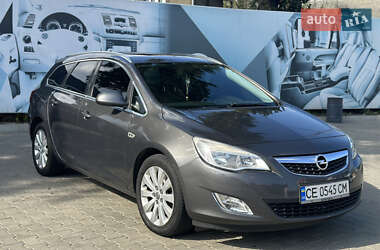 Opel Astra  2011