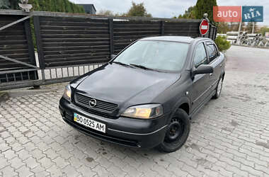 Opel Astra  2008